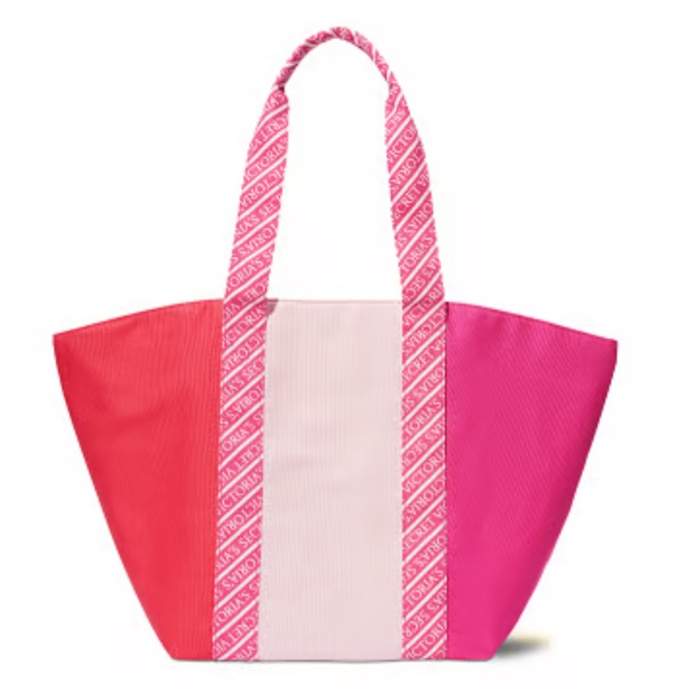 VICTORIA'S SECRET
Colorblock Tote NWT